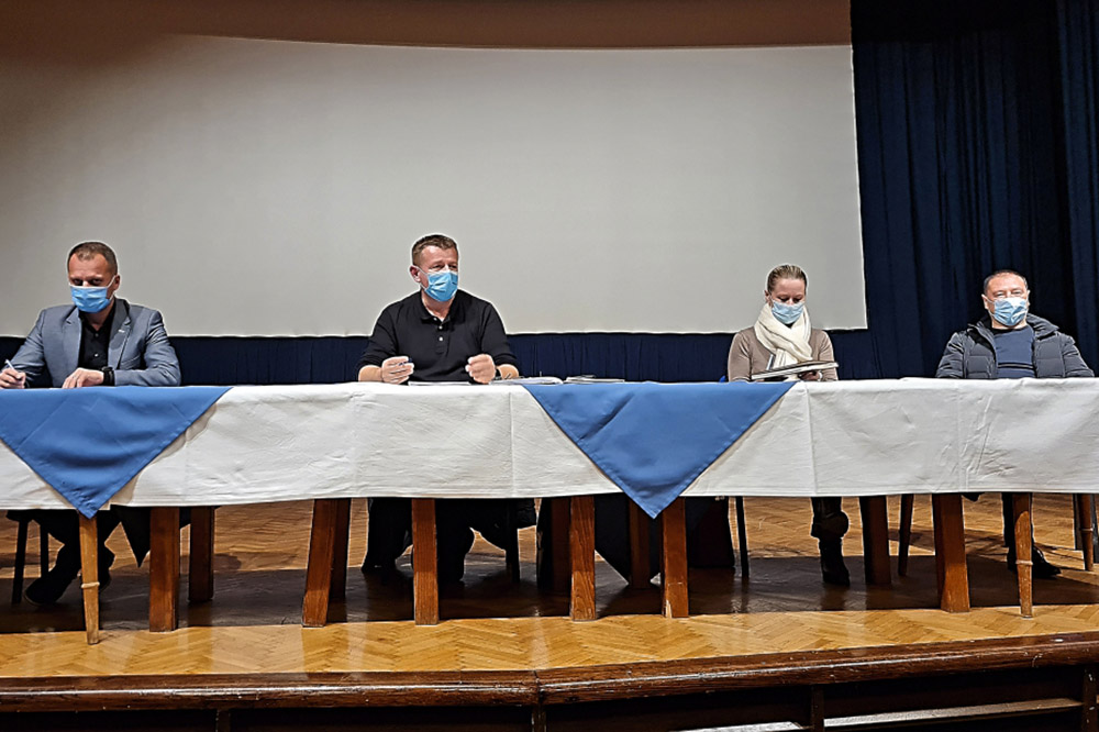 20201127 180958 Fotor 1